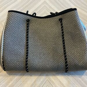 Ah-Dorned Women’s Silver/Heather Grey Neoprene Tote Bag with Small Zip Bag